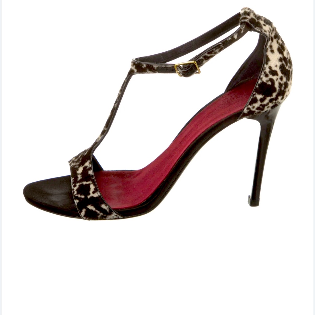 Burberry Heels-New And Authentic Size 36